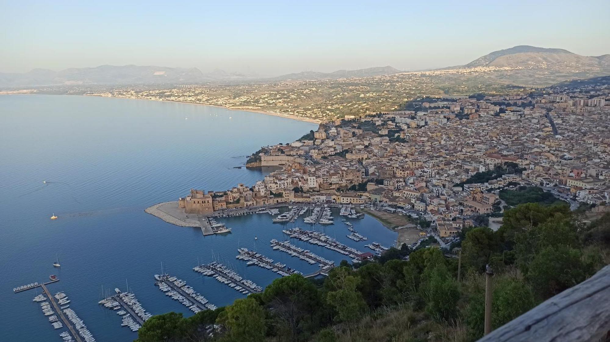 Nardina House Apartment Castellammare del Golfo Bagian luar foto